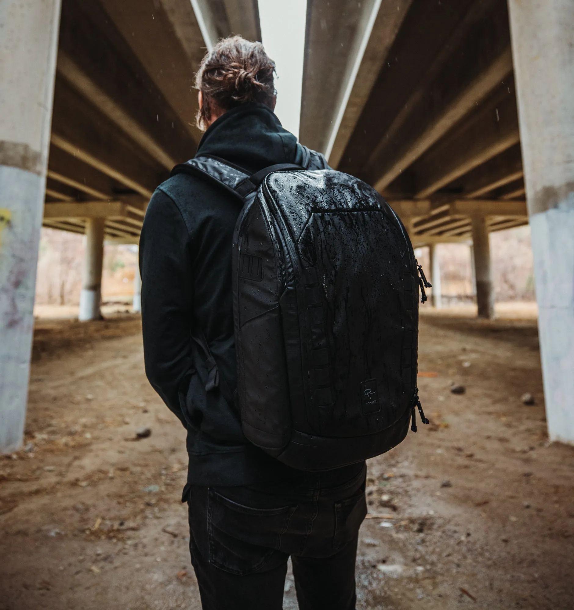 Nomatic McKinnon Camera Backpack 25L (with 2 Small Cubes)