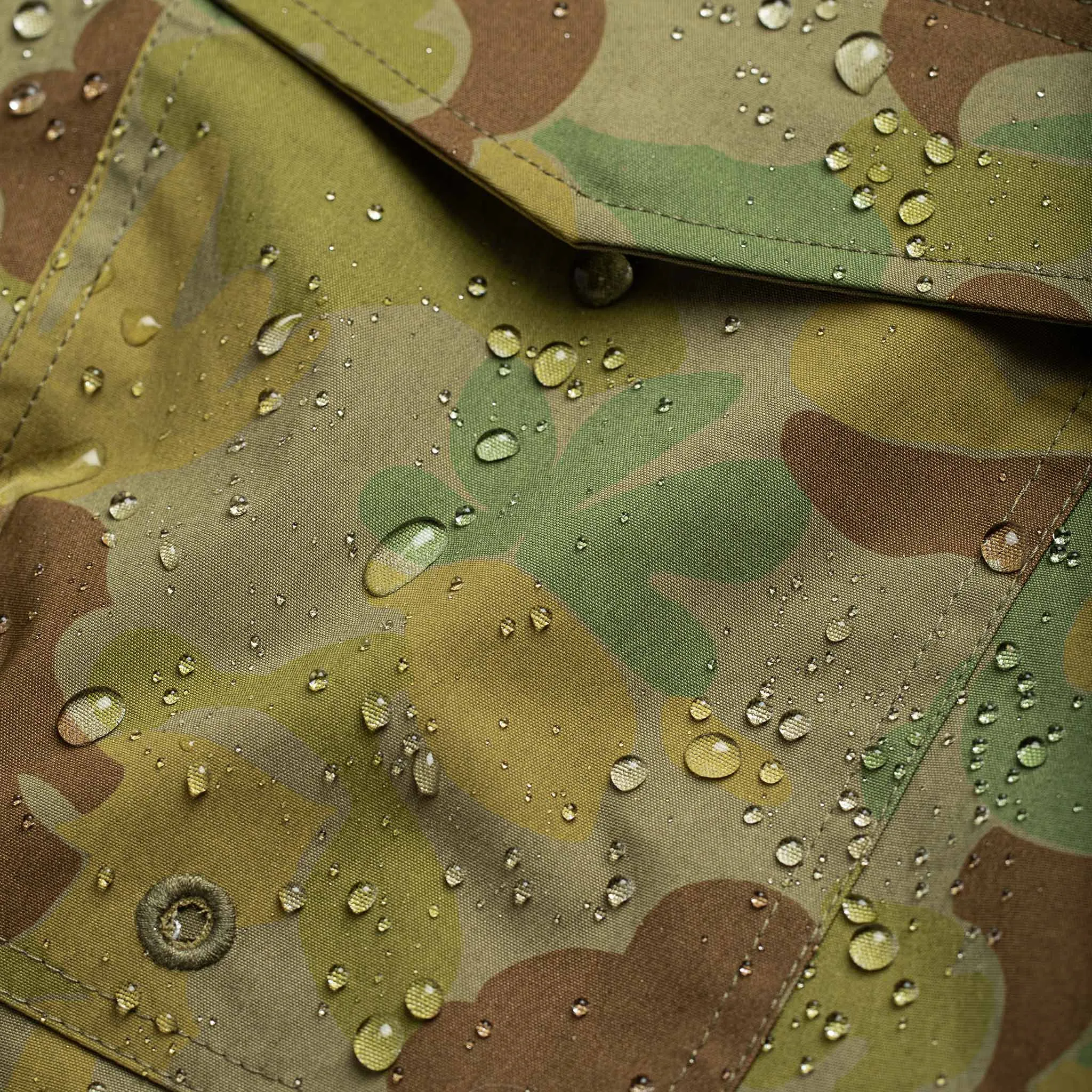 The Adventure Short in Arid Camo